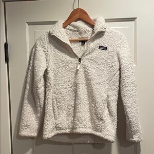 Patagonia Cream Fleece Jacket